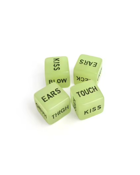 Jeu romantique moderne pour couples avec dés interactifs et activités ludiques pour soirées à deux.